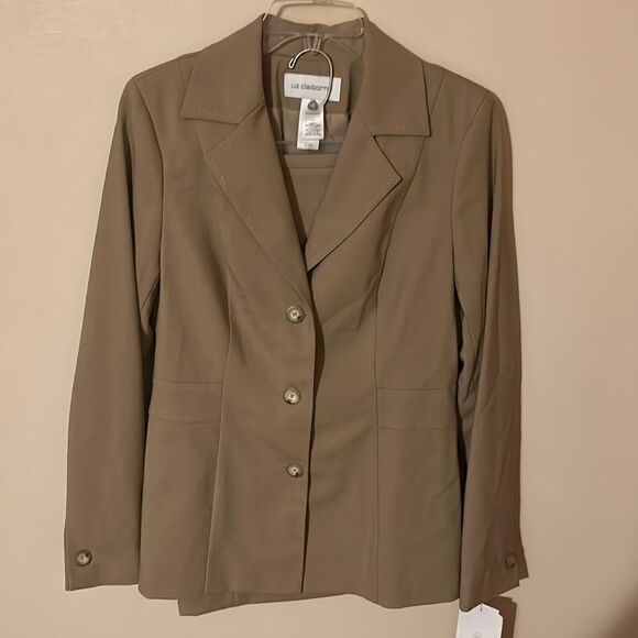 Liz Claiborne wool Tan Blazer and skirt set NWT - Picture 1 of 8